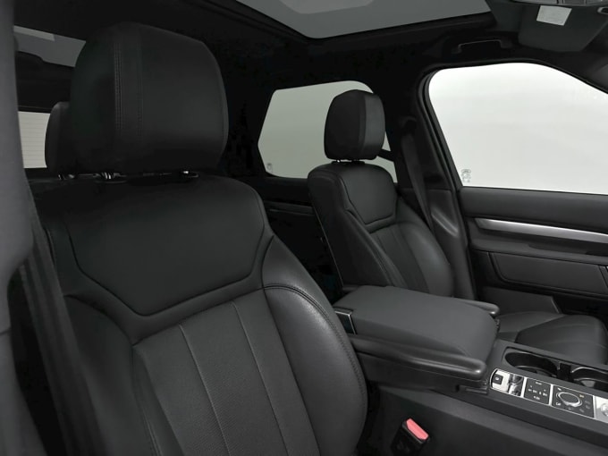 2025 Land Rover Discovery