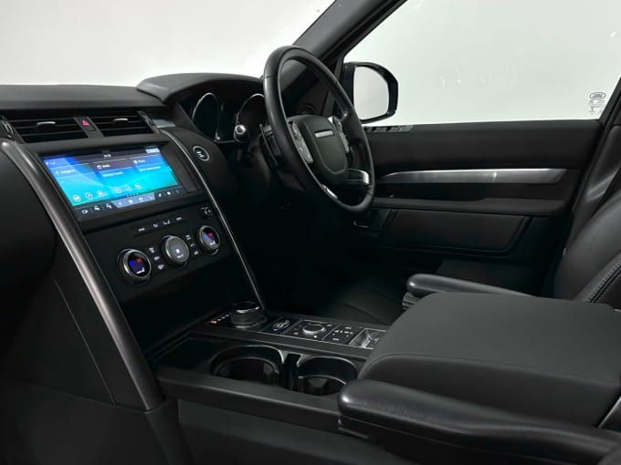 2025 Land Rover Discovery