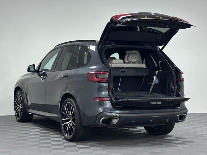 2025 BMW X5