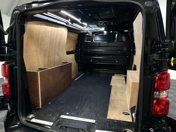 2025 Vauxhall Vivaro