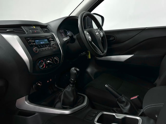 2025 Nissan Navara
