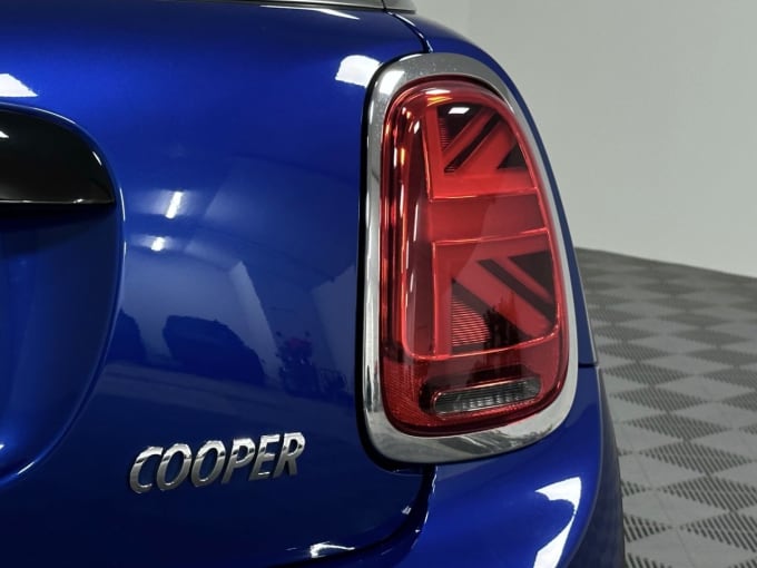 2025 Mini Hatch
