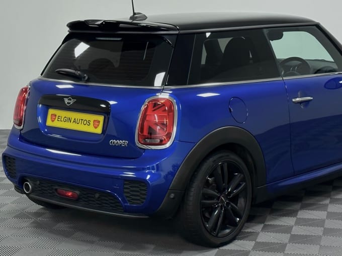 2025 Mini Hatch