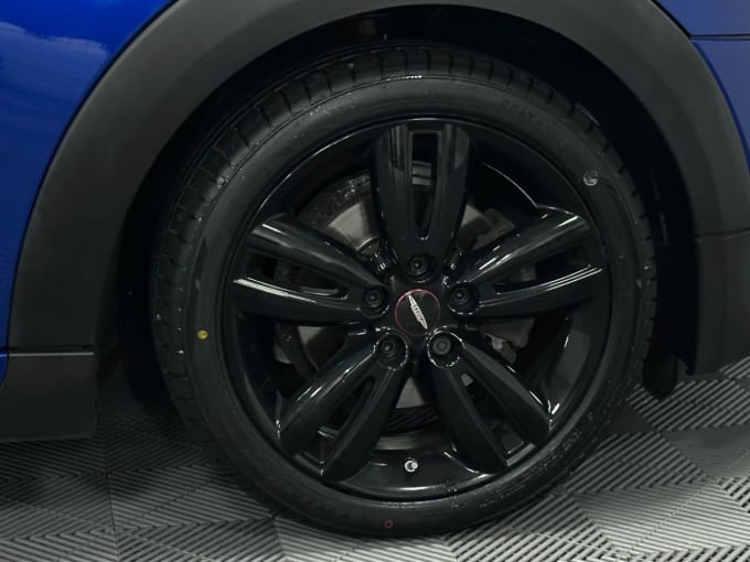 2025 Mini Hatch