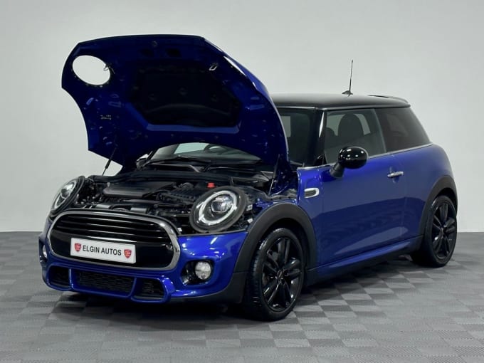 2025 Mini Hatch