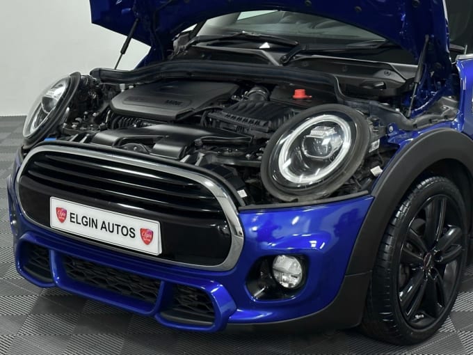 2025 Mini Hatch