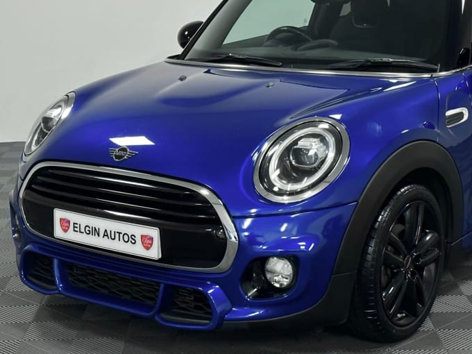 2025 Mini Hatch