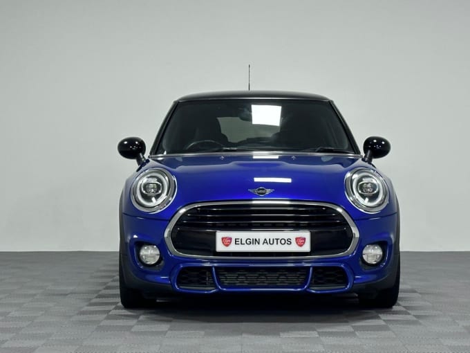 2025 Mini Hatch