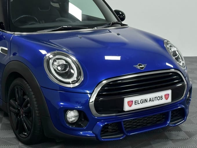 2025 Mini Hatch