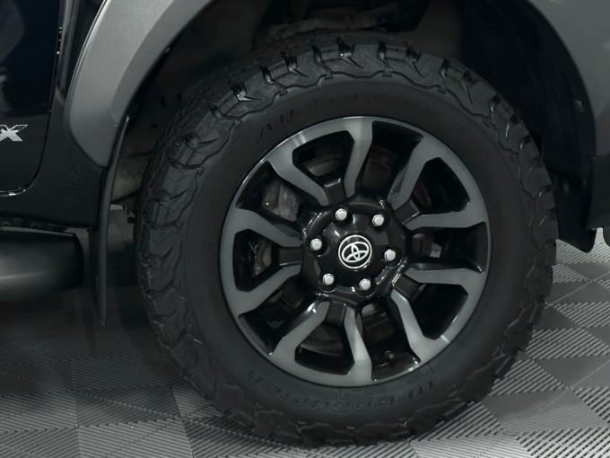 2025 Toyota Hi-lux