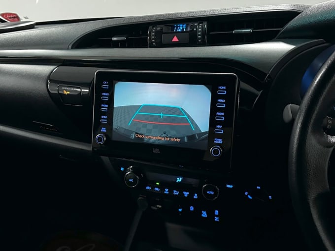 2025 Toyota Hi-lux