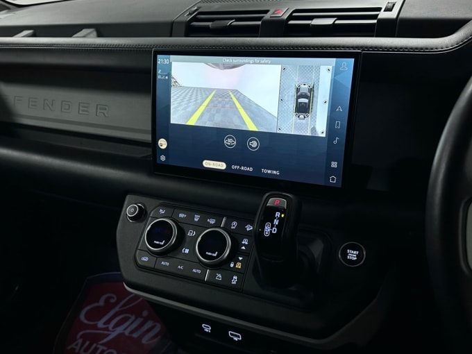 2025 Land Rover Defender 90