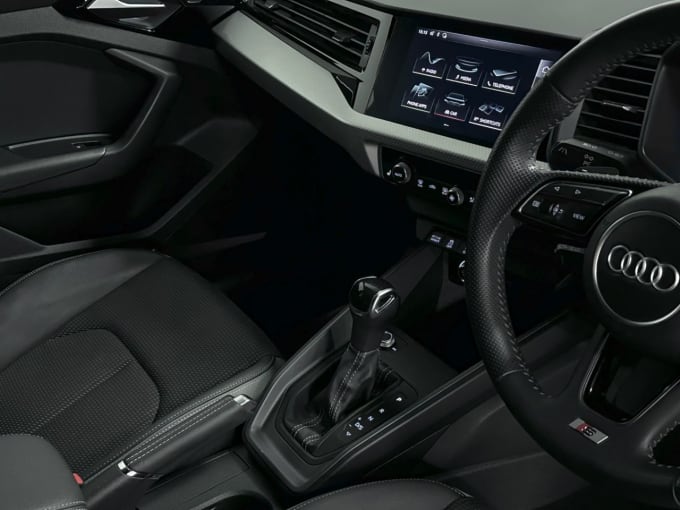 2025 Audi A1