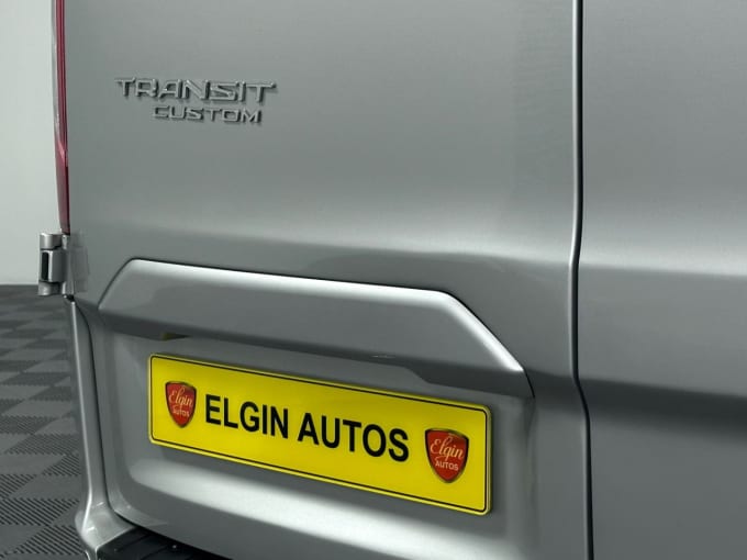 2025 Ford Transit Custom