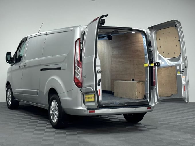 2025 Ford Transit Custom