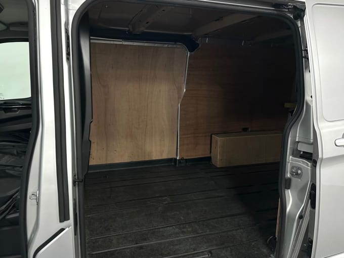 2025 Ford Transit Custom