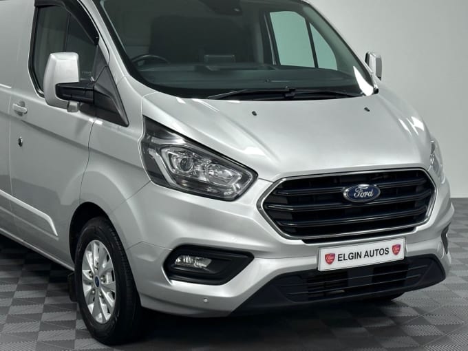 2025 Ford Transit Custom