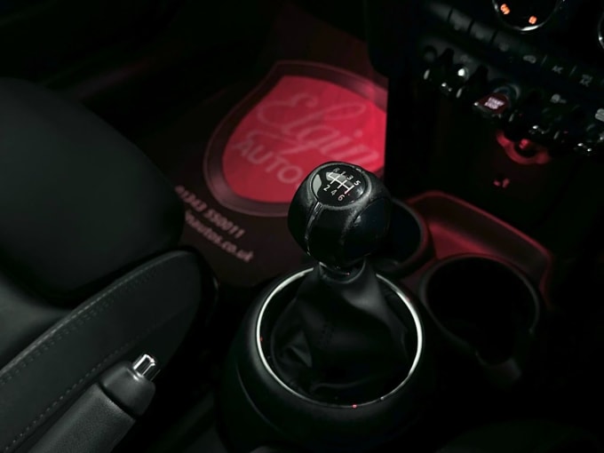 2025 Mini Hatch