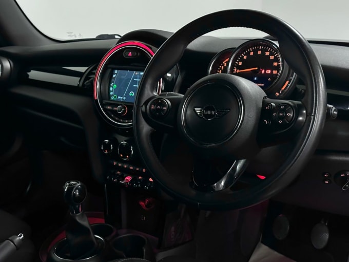 2025 Mini Hatch
