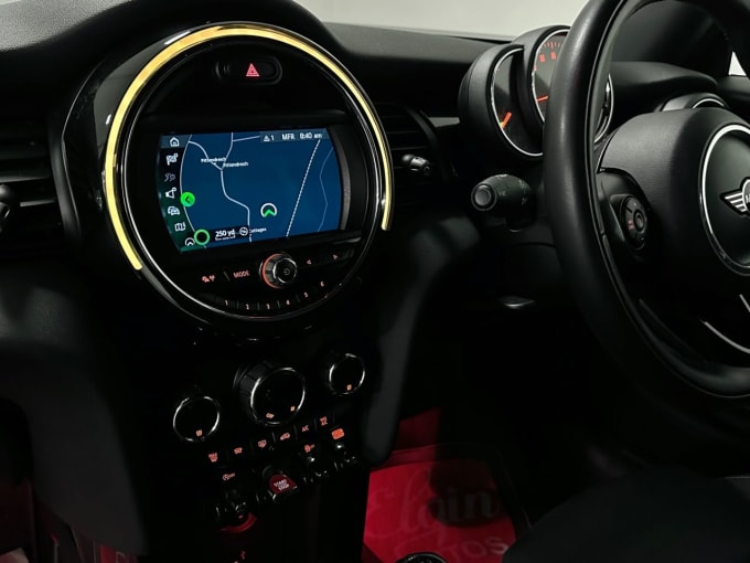 2025 Mini Hatch