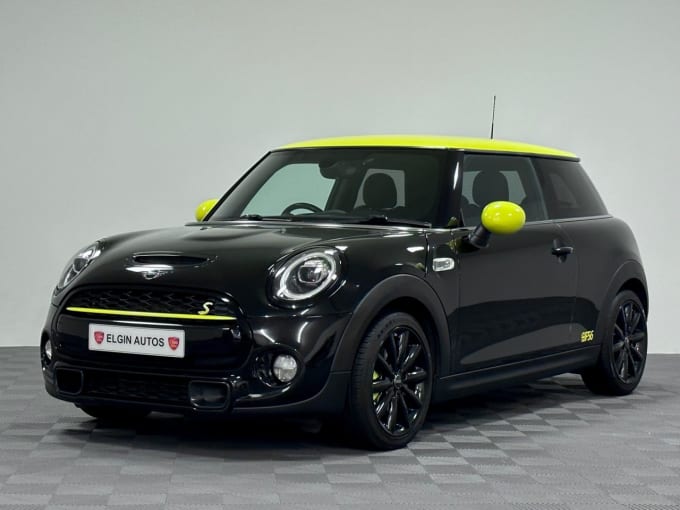 2025 Mini Hatch
