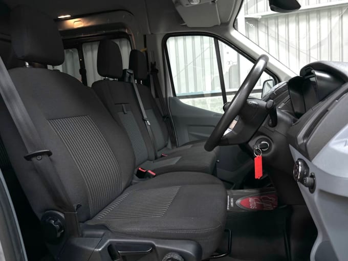2025 Ford Transit