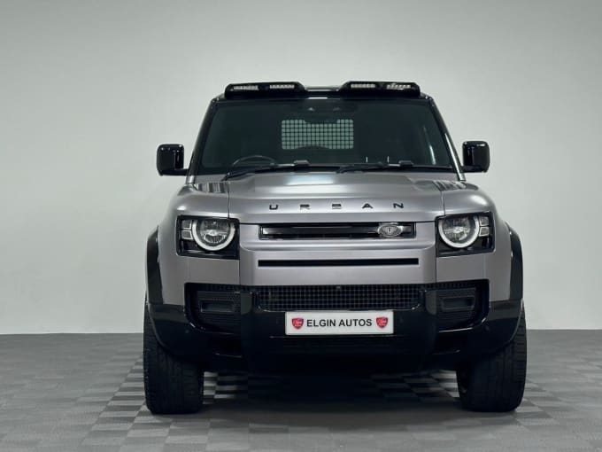 2025 Land Rover Defender 90