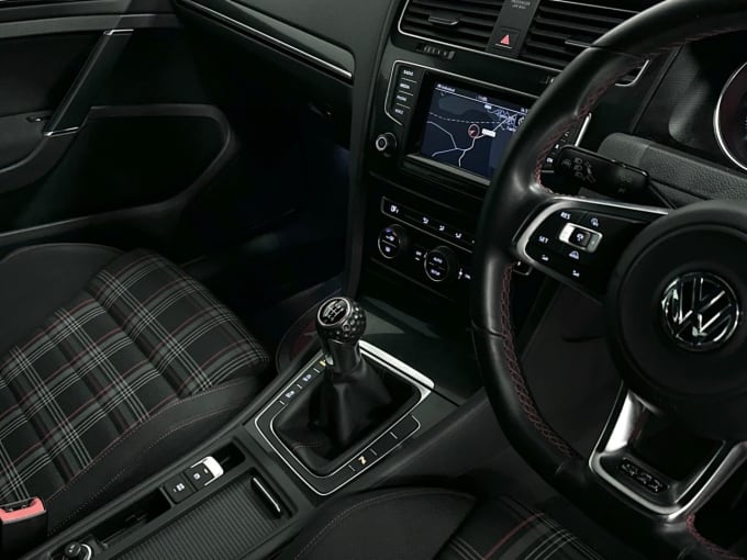 2025 Volkswagen Golf