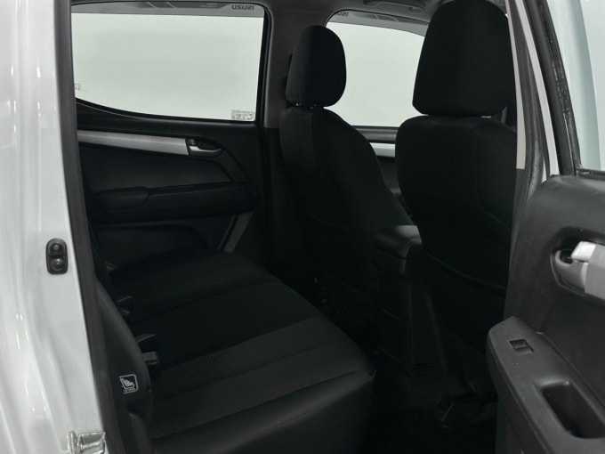 2025 Isuzu D-max