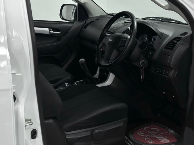 2025 Isuzu D-max