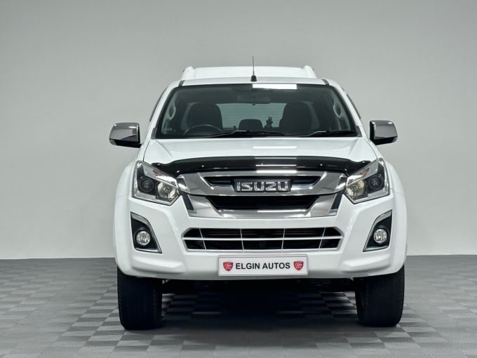 2025 Isuzu D-max