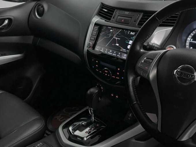 2025 Nissan Navara