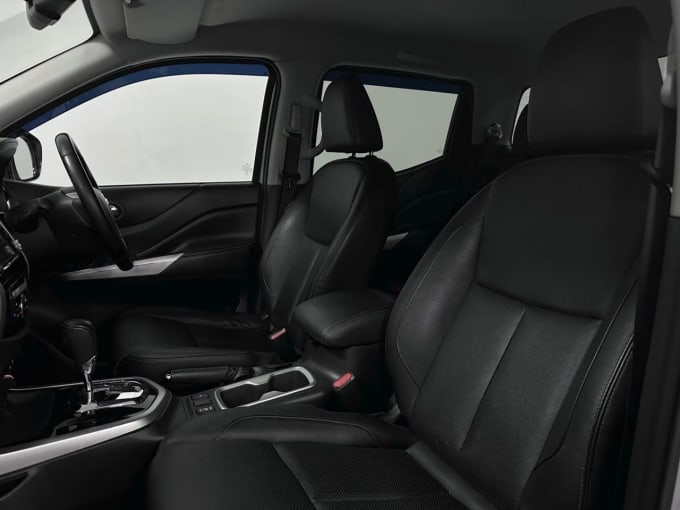 2025 Nissan Navara