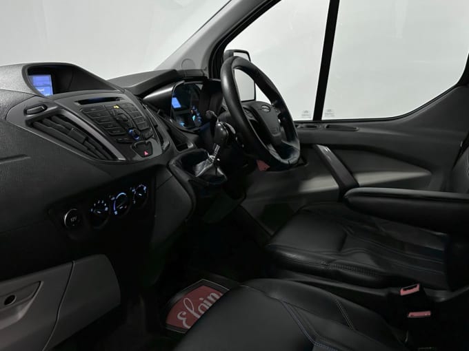 2025 Ford Transit Custom