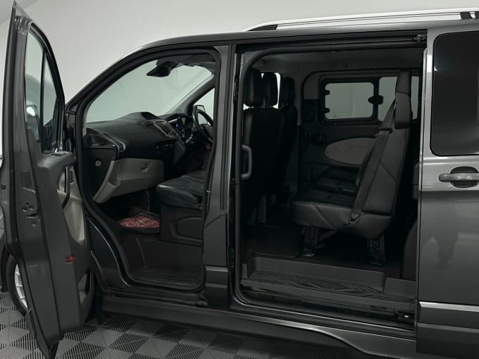 2025 Ford Transit Custom