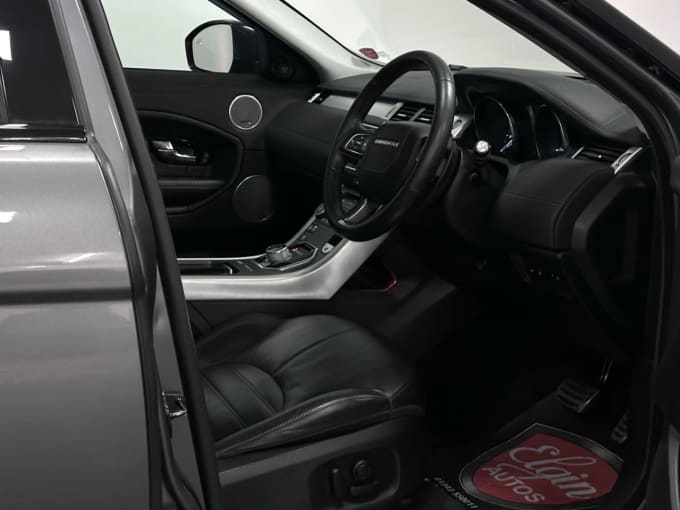 2025 Land Rover Range Rover Evoque