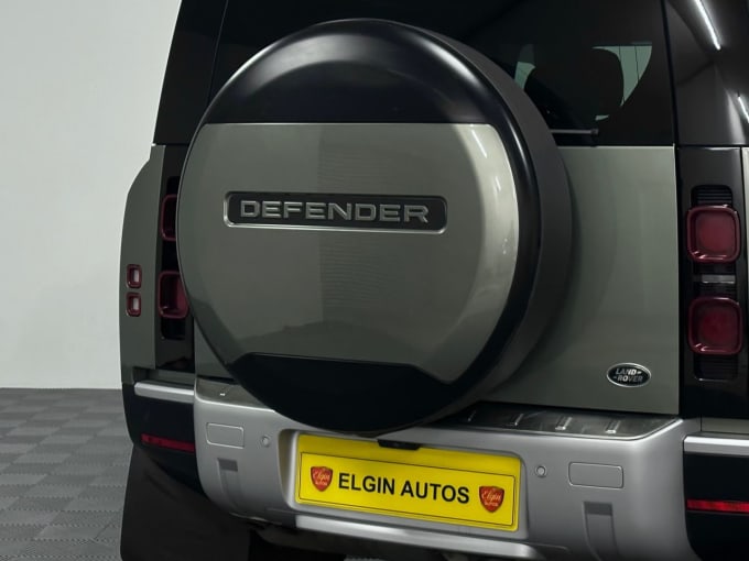 2025 Land Rover Defender 110