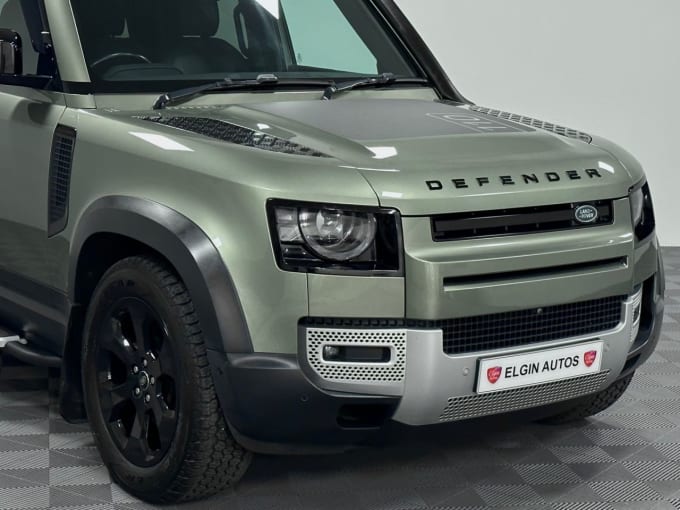 2025 Land Rover Defender 110