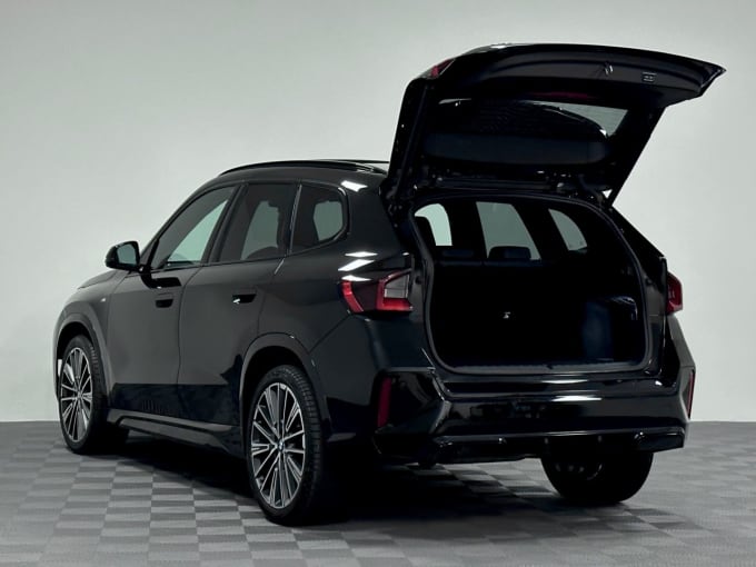 2025 BMW X1