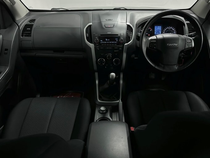 2025 Isuzu D-max