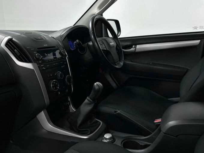 2025 Isuzu D-max