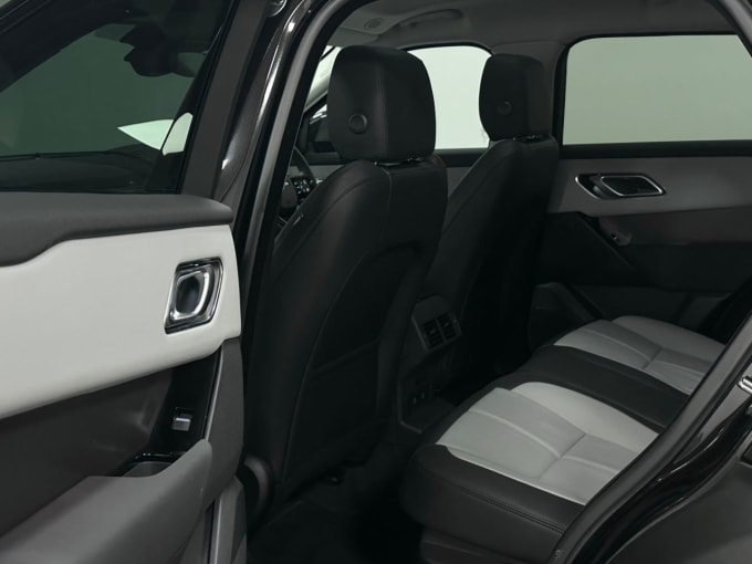 2025 Land Rover Range Rover Velar