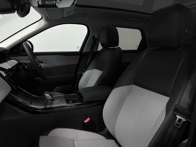 2025 Land Rover Range Rover Velar