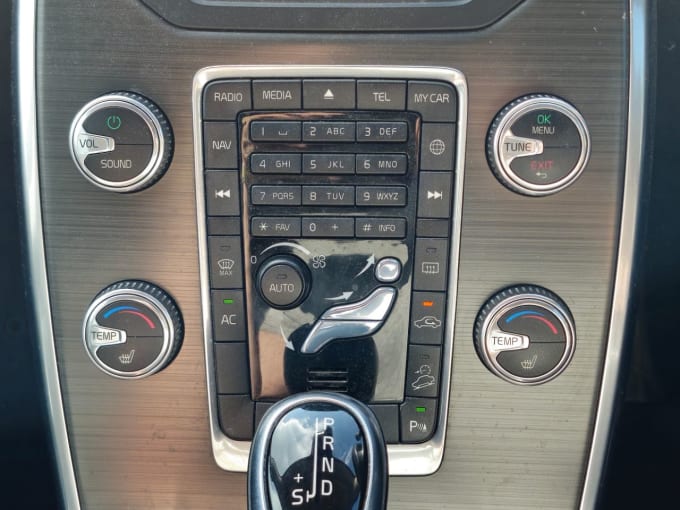 2025 Volvo Xc70