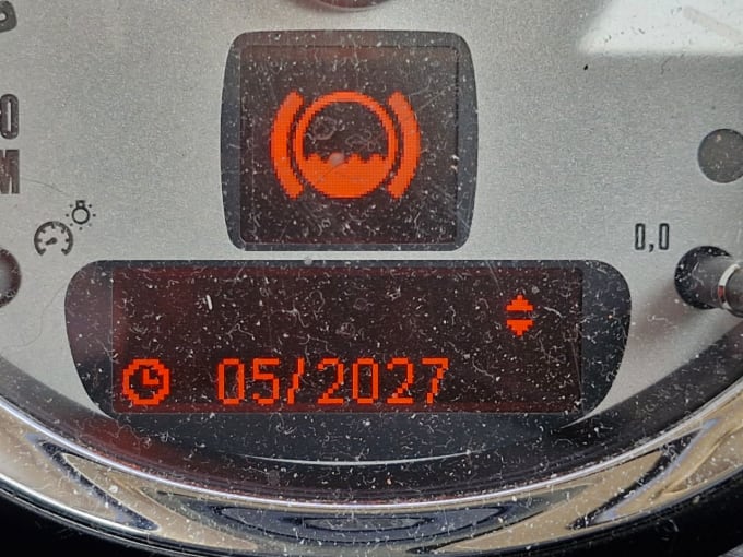 2025 Mini Hatch