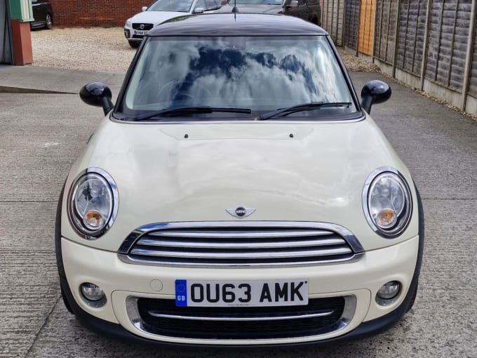 2025 Mini Hatch