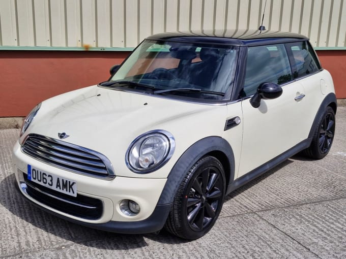 2025 Mini Hatch
