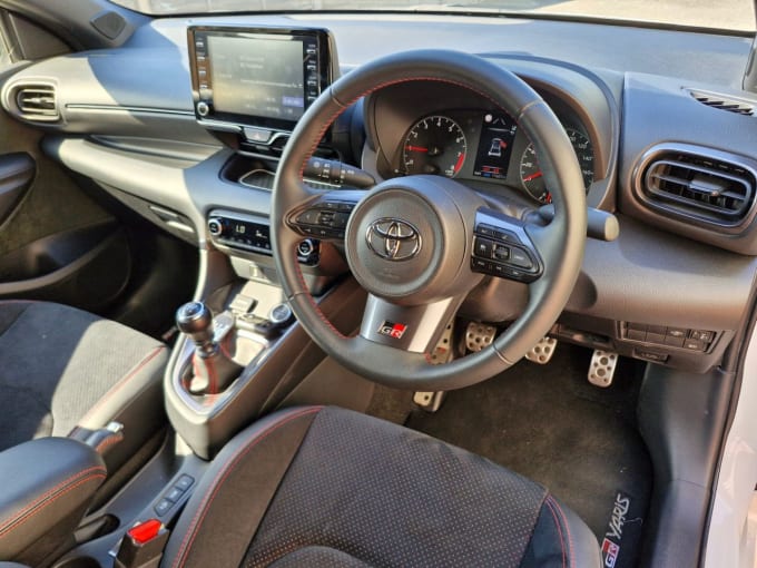 2025 Toyota Yaris
