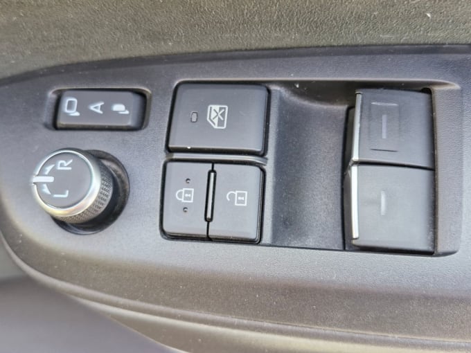 2025 Toyota Yaris