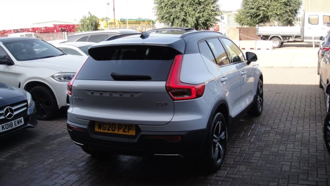 2020 Volvo Xc40